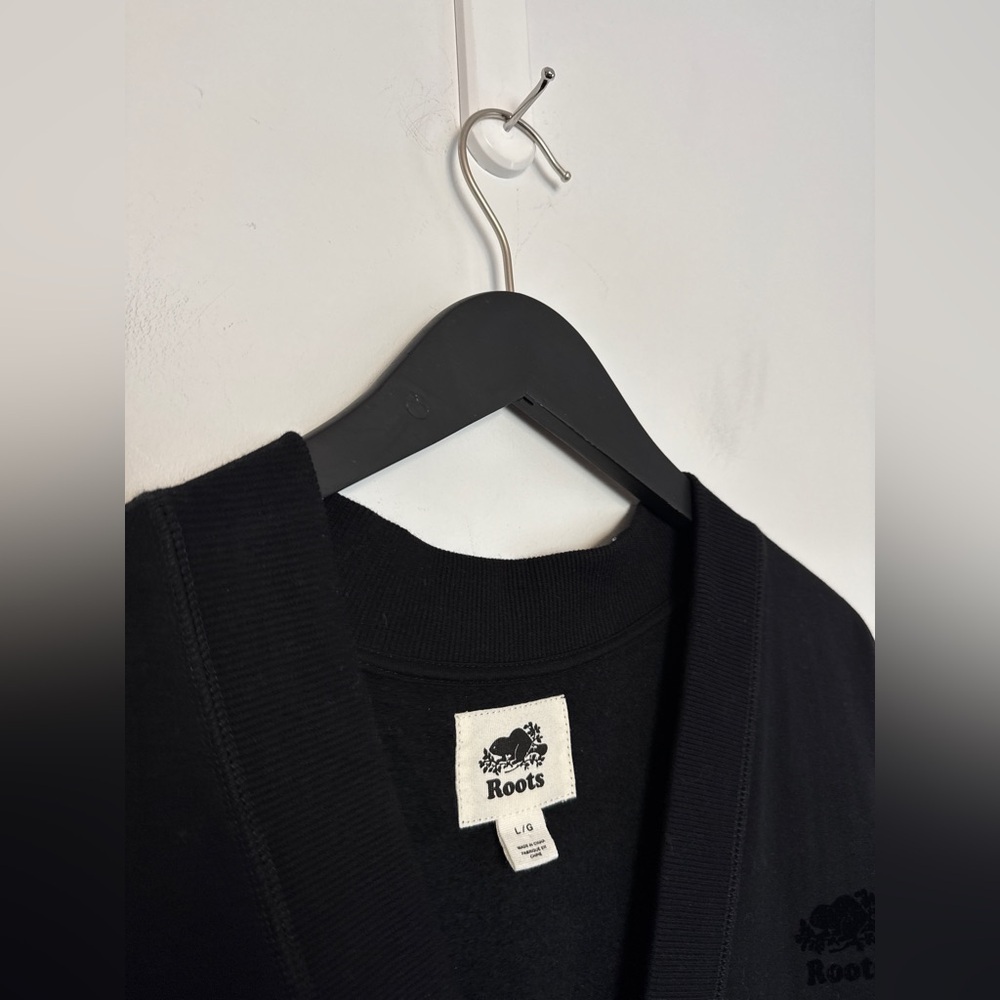 ROOTS Canada - Cooper Cozy Fleece Jumpsuit. Front Kangaroo pocket. Black. Large - Picture 6 of 12